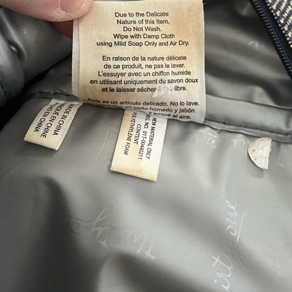 Thirty-One Insulated Navy and Brown Striped Lunch Bag - Picture 8 of 8